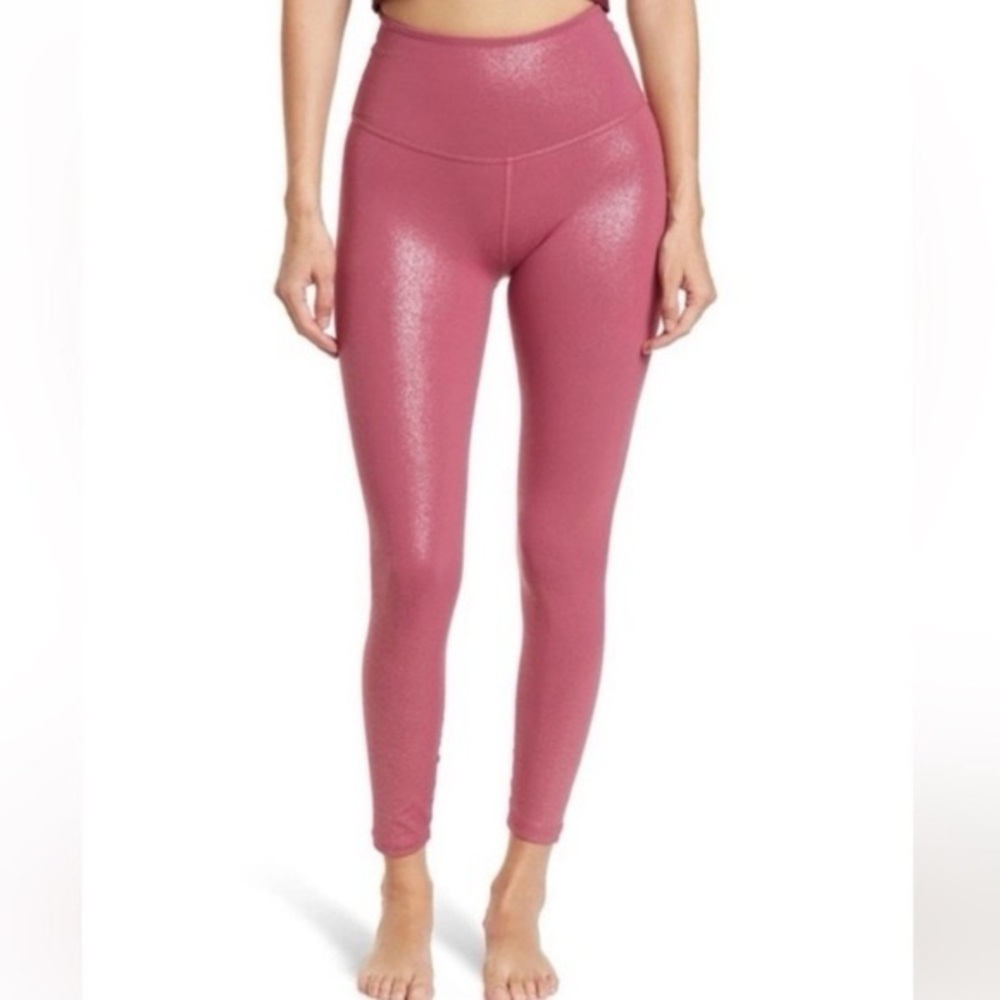 Beyond Yoga Sparkling Magenta Leggings